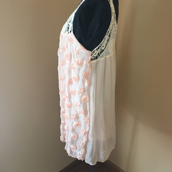 Light Peach Dress eEmbellished Flowers - Small - Picture 2 of 9